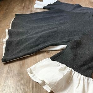 Pleione M Sweater Blouse. Gray + White